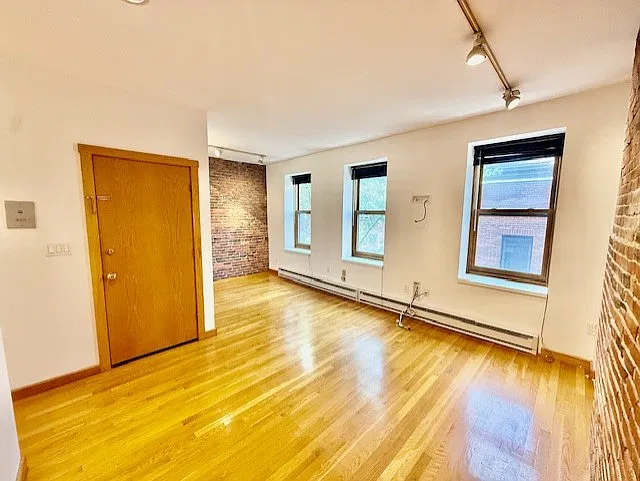 1 bed, 9999 sqft, $2,750 — Photo 4