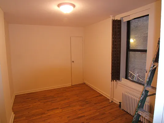 Rented by Joel Weisz, LREB | media 1