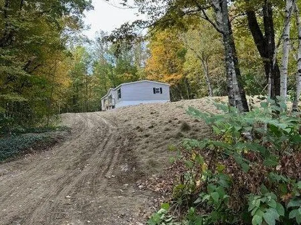 298 Chicken Street, Starks, ME 04911