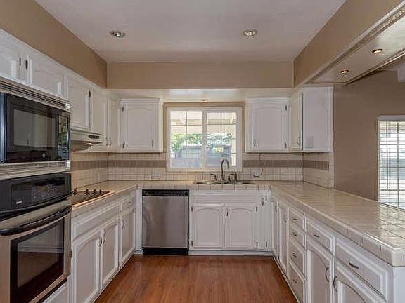5th image of 35412 John Albert Dr