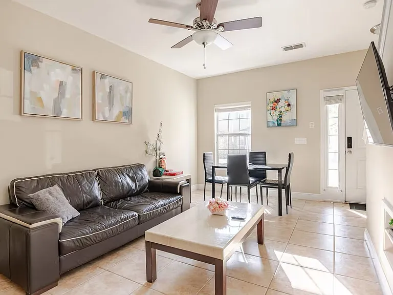 2960 SW 35th Pl #65 — Photo 6