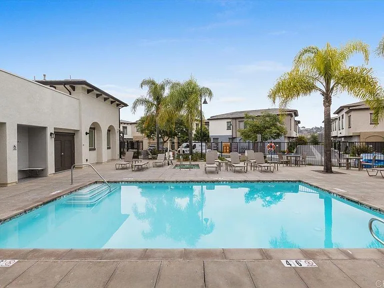 2472 Solara Ln — Photo 22
