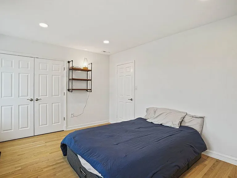 1654 Beekman Pl NW #A — Photo 25