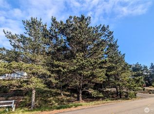 35512 J Pl, Ocean Park, WA