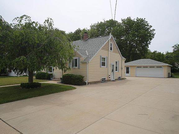 3rd image of 305 North AVENUE