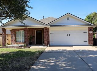 905 Whitewing Ln, College Station, TX 77845