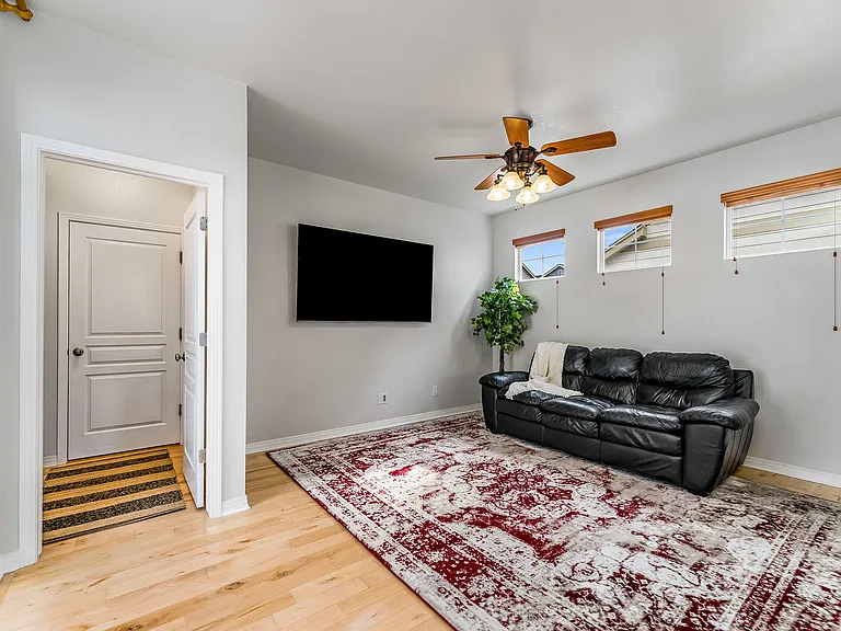 2627 Rock Creek Dr — Photo 8
