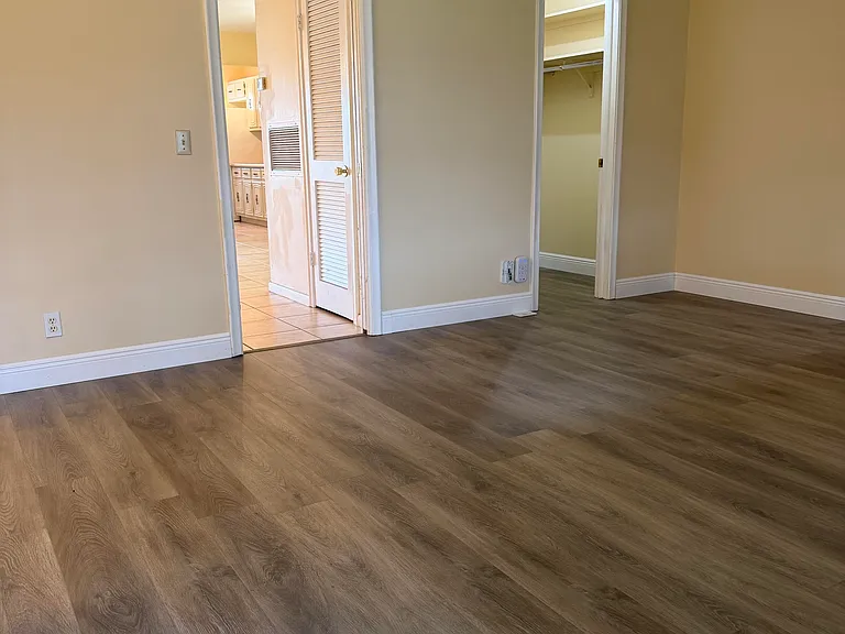707 High Point Blvd N #C — Photo 18