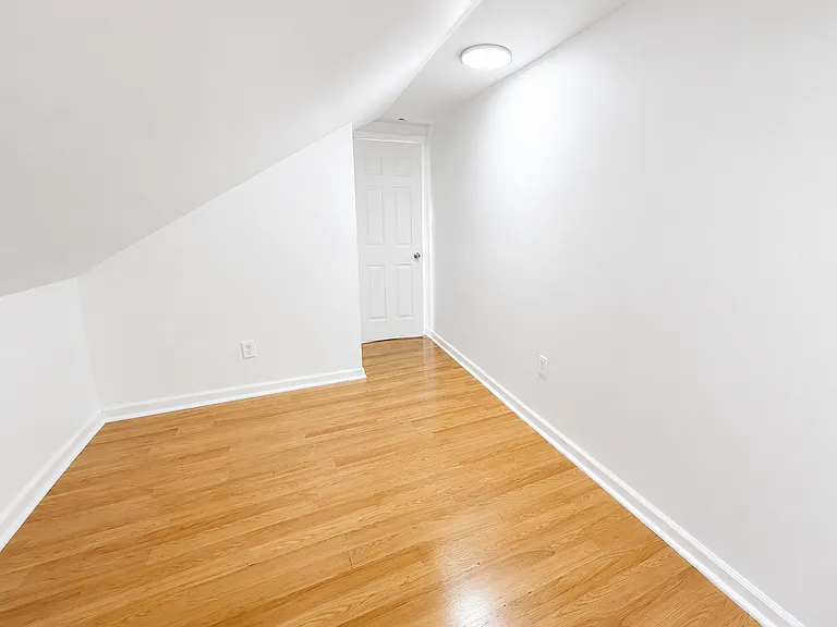 36 Mary St #2 — Photo 10