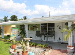 6870 Raleigh St, Hollywood, FL 33024