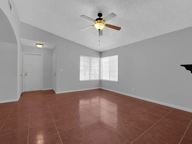 7209 Bronze Cir — Photo 9