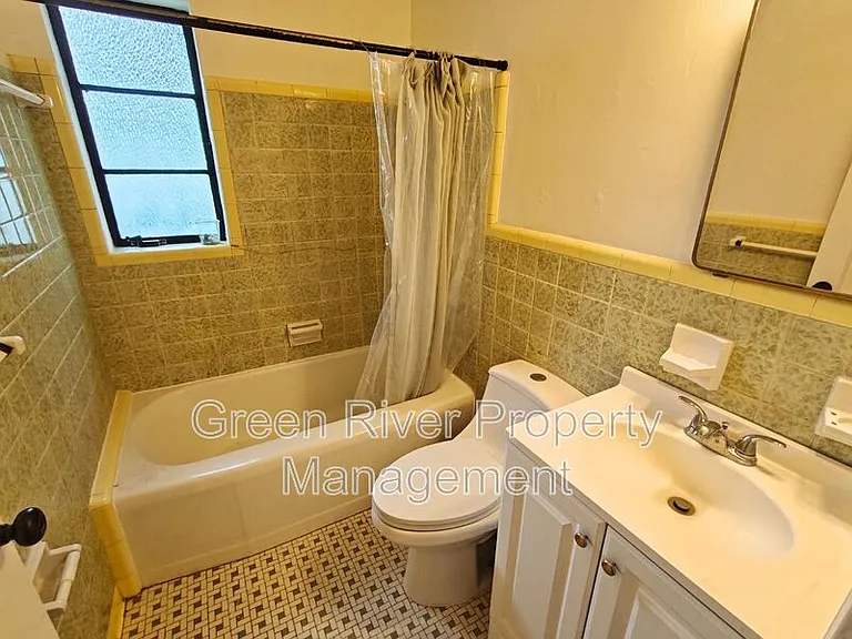 1654 Talbot Ave — Photo 17