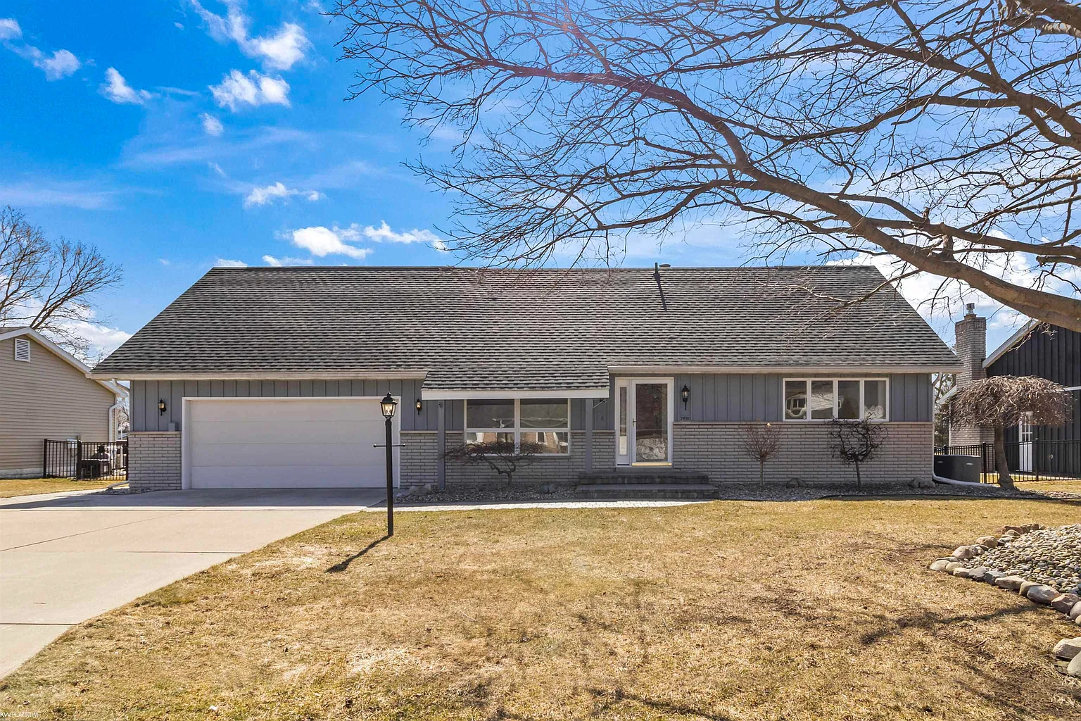 2850 Canal Dr photo 1