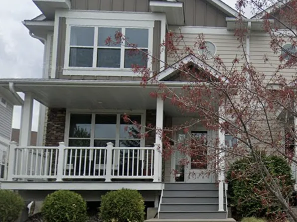 677 Sandstone Cir, Long Lake, MN 55356