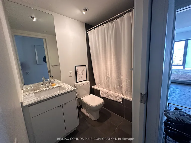 60 Colborne St #2102 — Photo 9