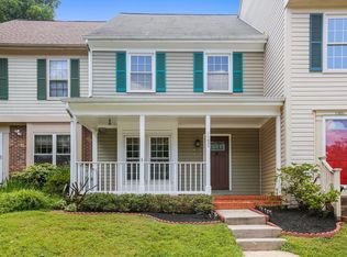 11633 Pleasant Meadow Dr, Gaithersburg, MD 20878