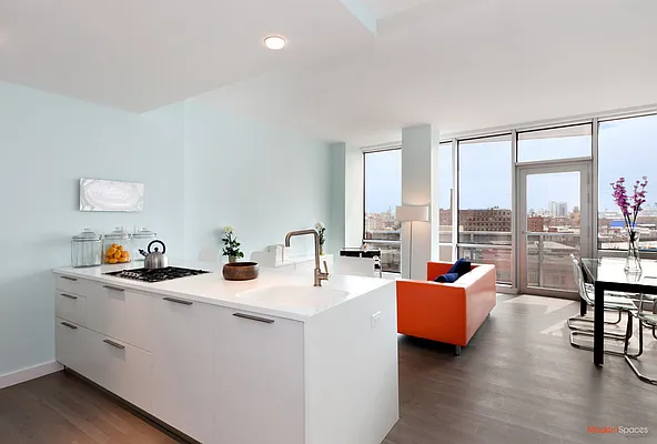 Sold by Modern Spaces | media 30