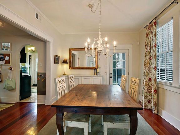 3rd image of 3619 Elaine Pl