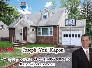 30-14 Gentner Rd, Fair Lawn, NJ 07410