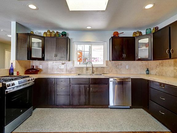 3rd image of 68670 Sharpless Rd