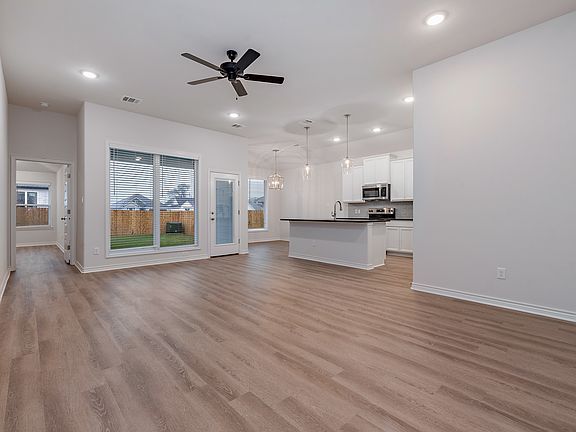 5th image of 3161 Tarleton Ct
