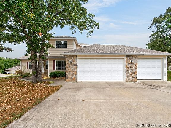 5th image of 150 Edwards Dr