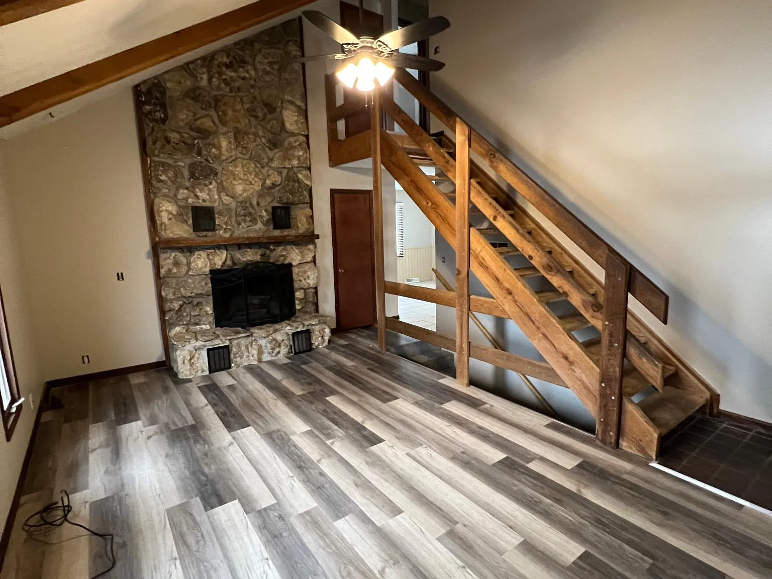 1026 State St — Photo 3
