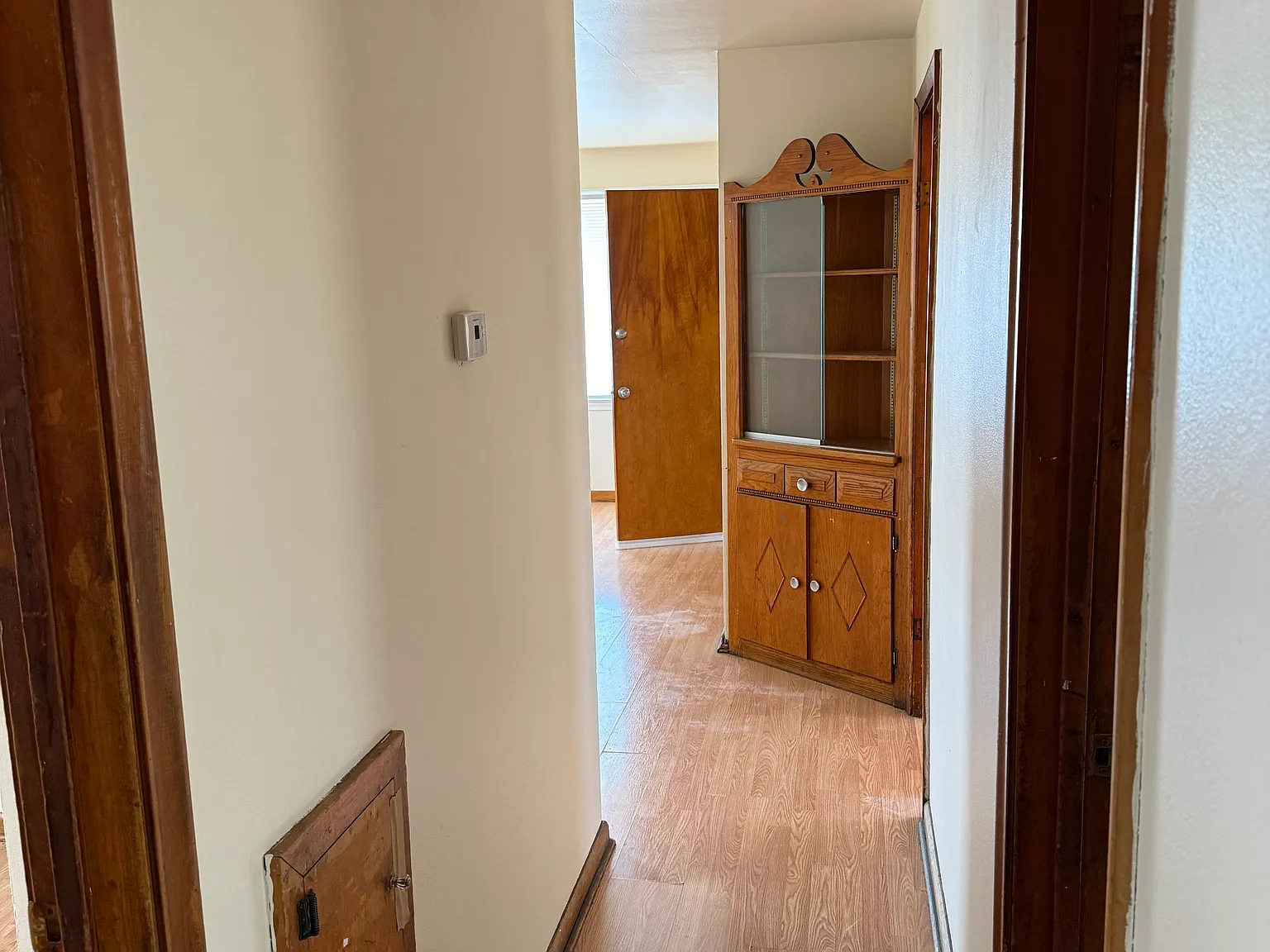 3 bed, $1,100 — Photo 3