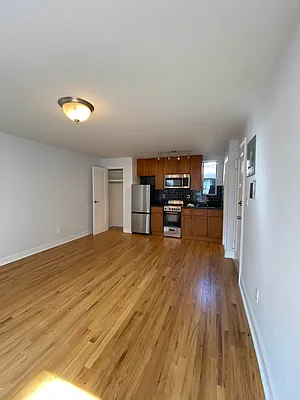 Rented by Waverly Realty Associates | media 22