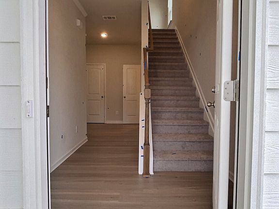 2nd image of 187 Aimes Dr