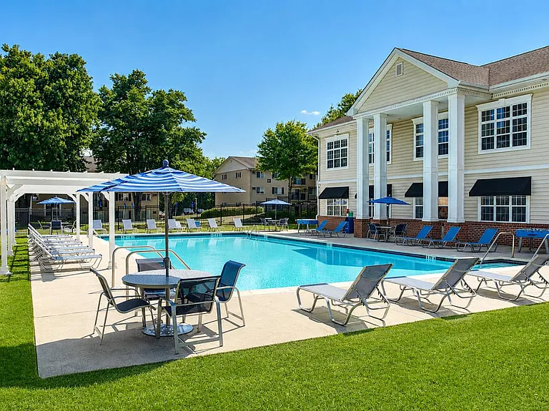 Stonegate at Devon Apartment Homes — Photo 19