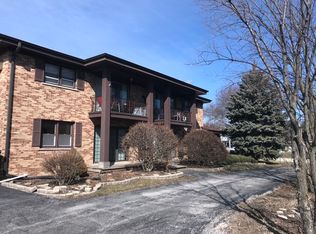 516 Lincoln Ln APT 1S, Frankfort, IL 60423