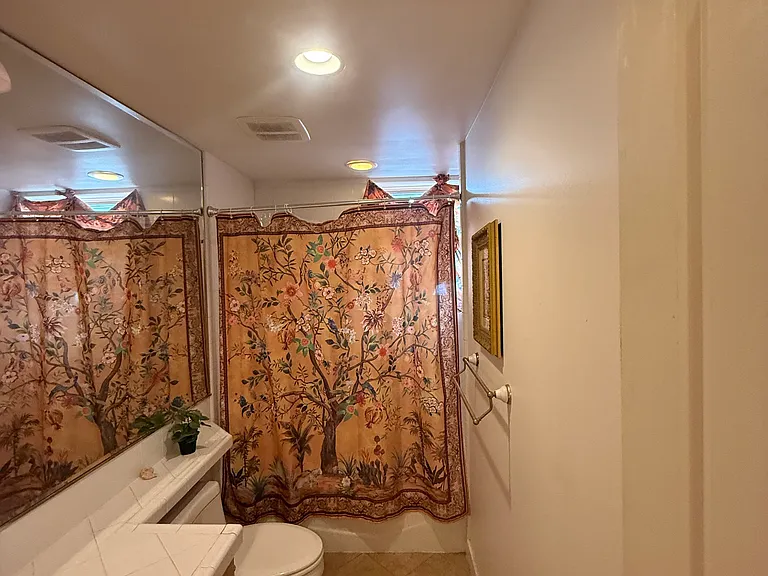 452 E 11th Ave #532 — Photo 8