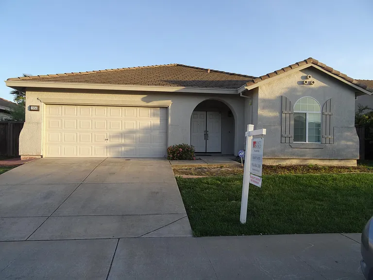 1956 Leford Way — Photo 1