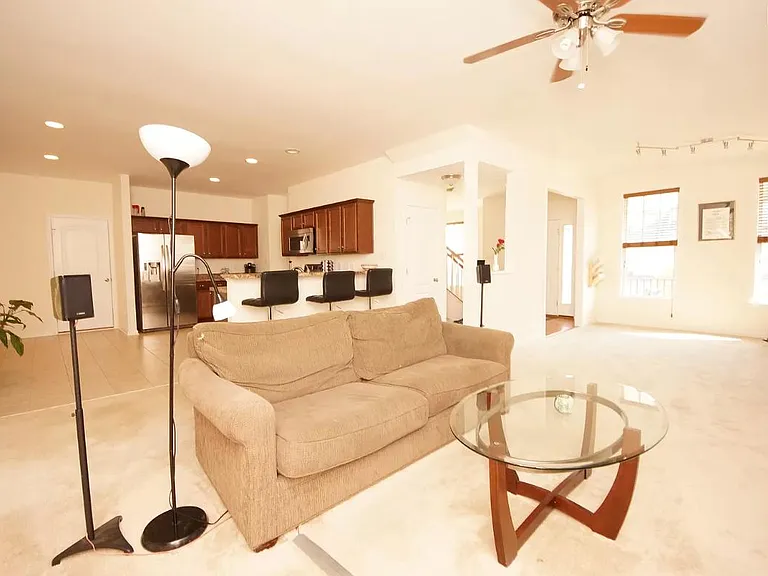 2128 Turner Mountain Pl — Photo 9