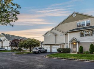 91 Mayer Dr #I069, Clifton, NJ 07012