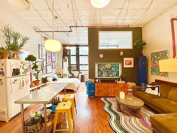4th image of 248 McKibben St #16TP