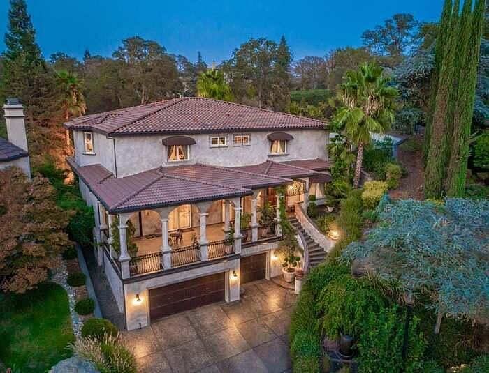 1st image of 119 Del Norte Vista Way