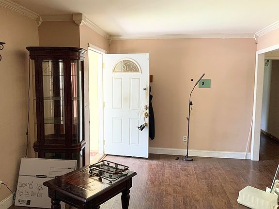 4th image of 103 Sandtrap Rd