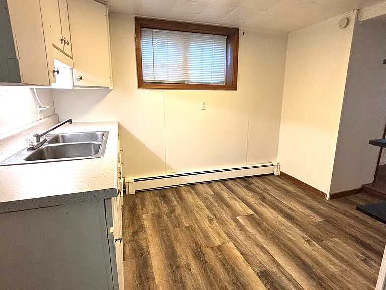 357 7th Ave S #1 — Photo 9