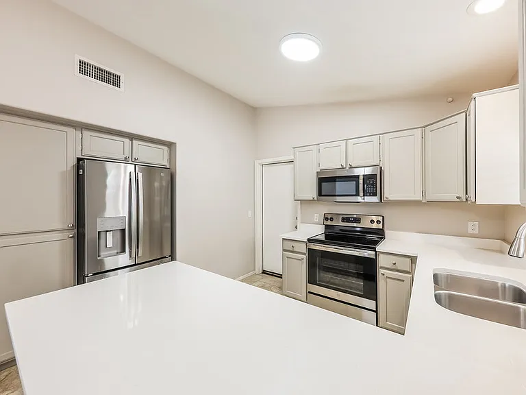 9830 W Runion Dr — Photo 8