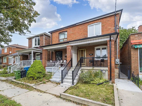 83 Scott Rd, Toronto, ON M6M 3T3