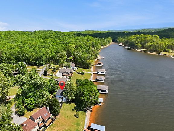 44th image of 235 Phillips Dr