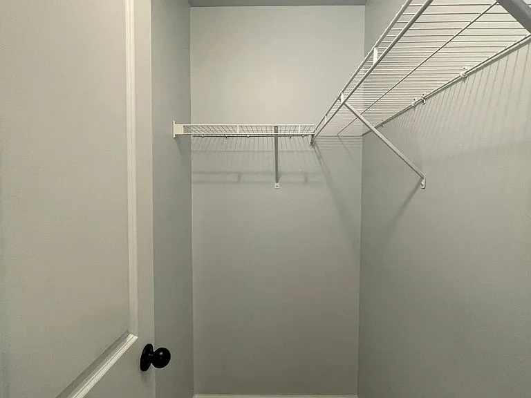 204 Misty Cove Ct — Photo 21