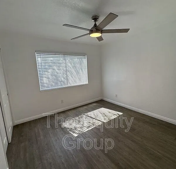 388 Crestwood Ave #C — Photo 6