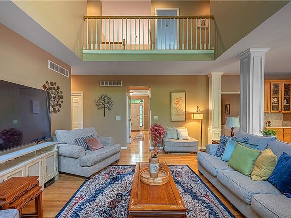 4th image of 1717 Heritage Lake Dr