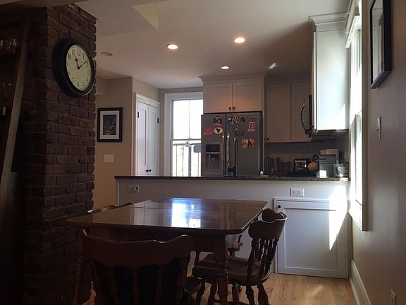 Open view into kitchen