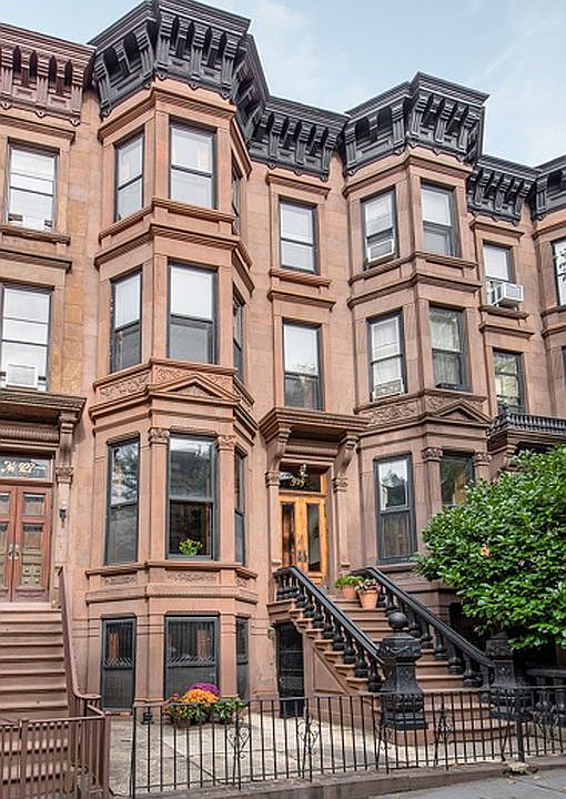 1st image of 929 President St