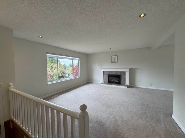 8086 Modesto Dr, Delta, BC V4C 4B1