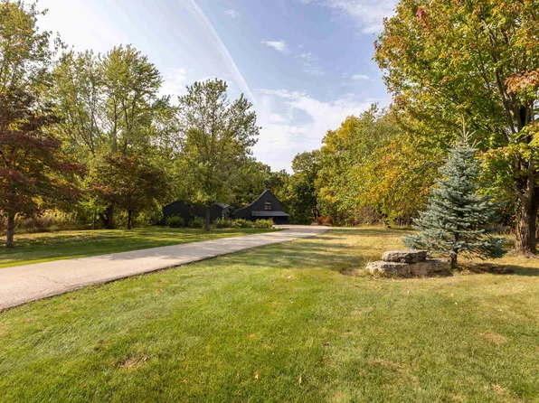 184 Blackhawk Trce, Galena, IL 61036